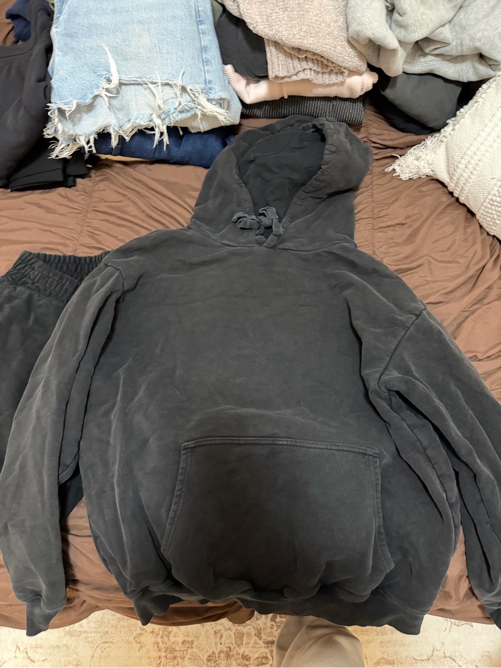 Aerie OFFLINE Washed Black Pullover Hoodie and sweatpants (set) - Picture 4 of 5